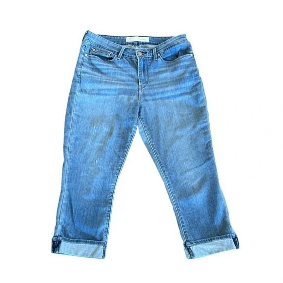Levi's Signature Mid Rise Capri Blue Jeans Size 30 - Picture 1 of 6